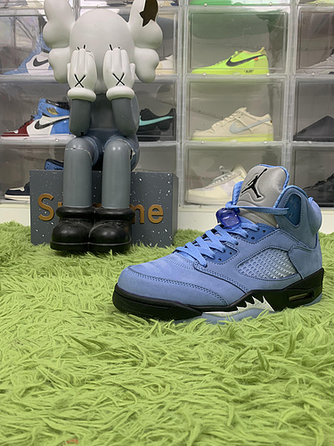 Jordan 5 Retro UNC University Blue DV1310-401