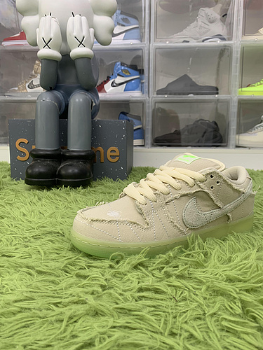 M batch Nike SB Dunk Low Mummy DM0774 111