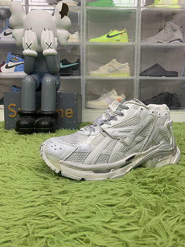 OG batch B*lenciaga Runner Leather Free White 677403W3RB19000