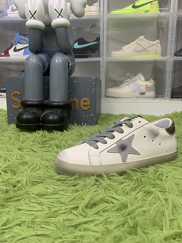 Golden Goose