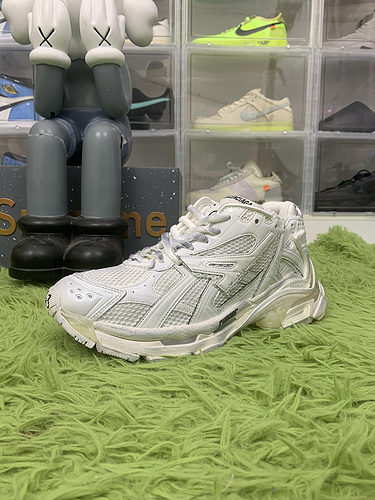 OG batch B*lenciaga Runner White——656063W3RA19000
