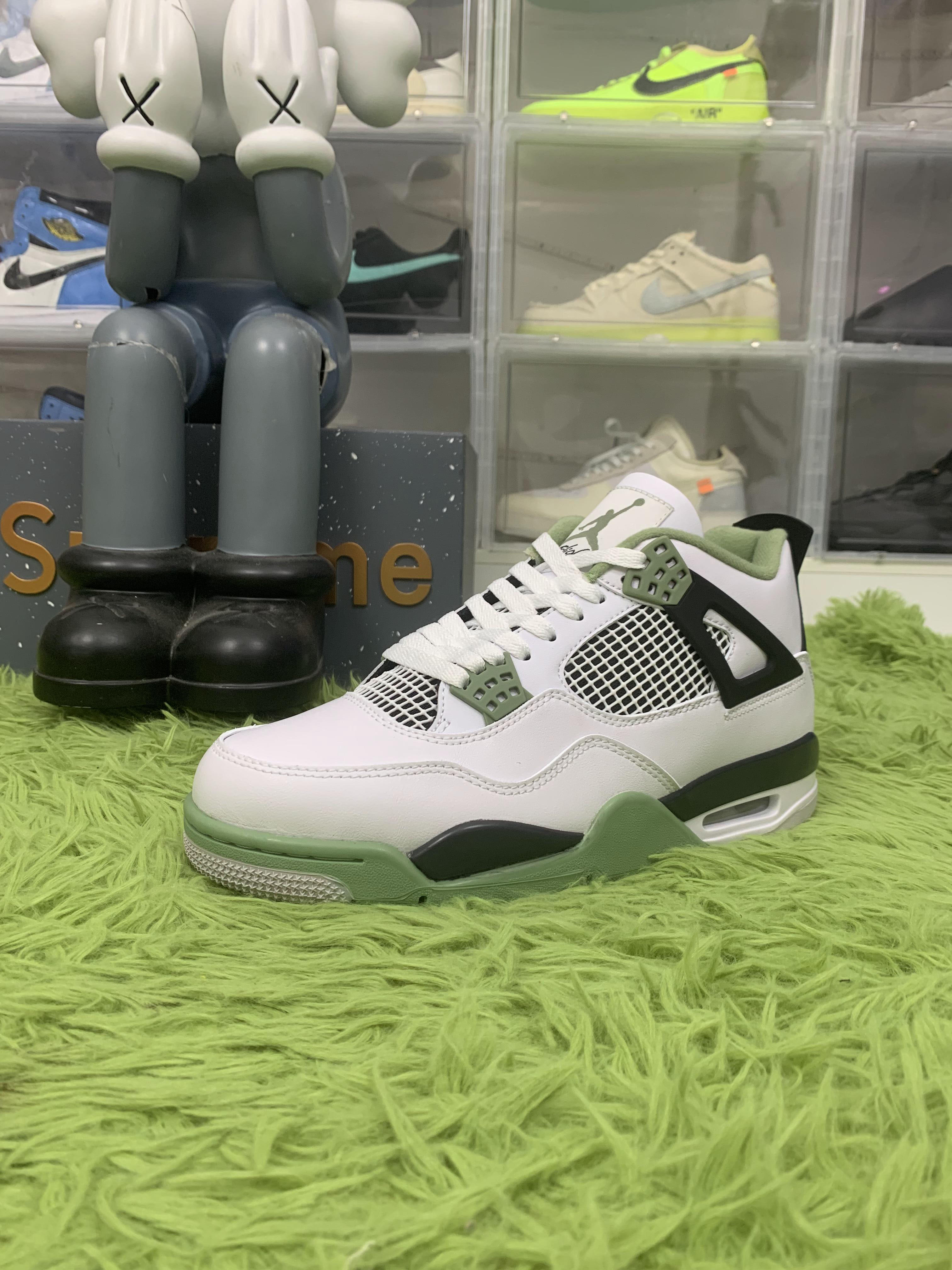 PB batch Jordan 4 Retro Seafoam 