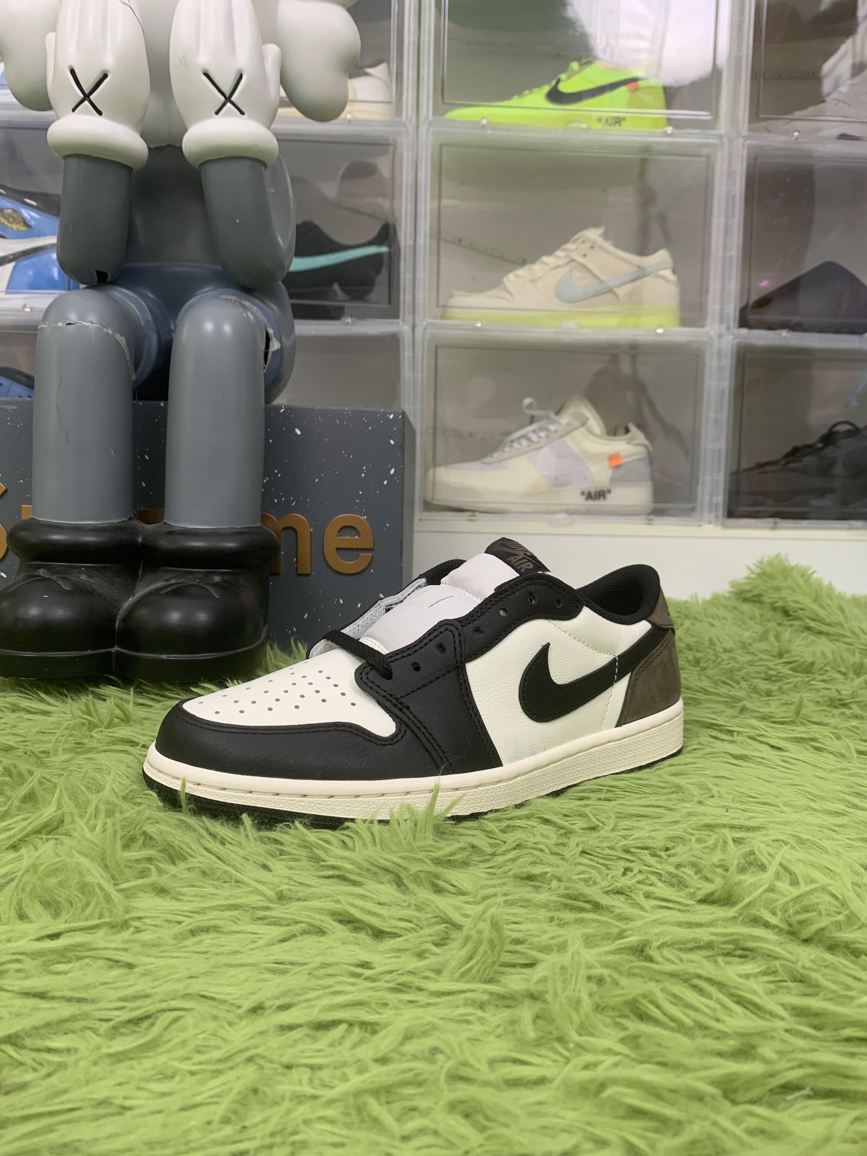 LJR batch Jordan 1 Retro Low OG Mocha