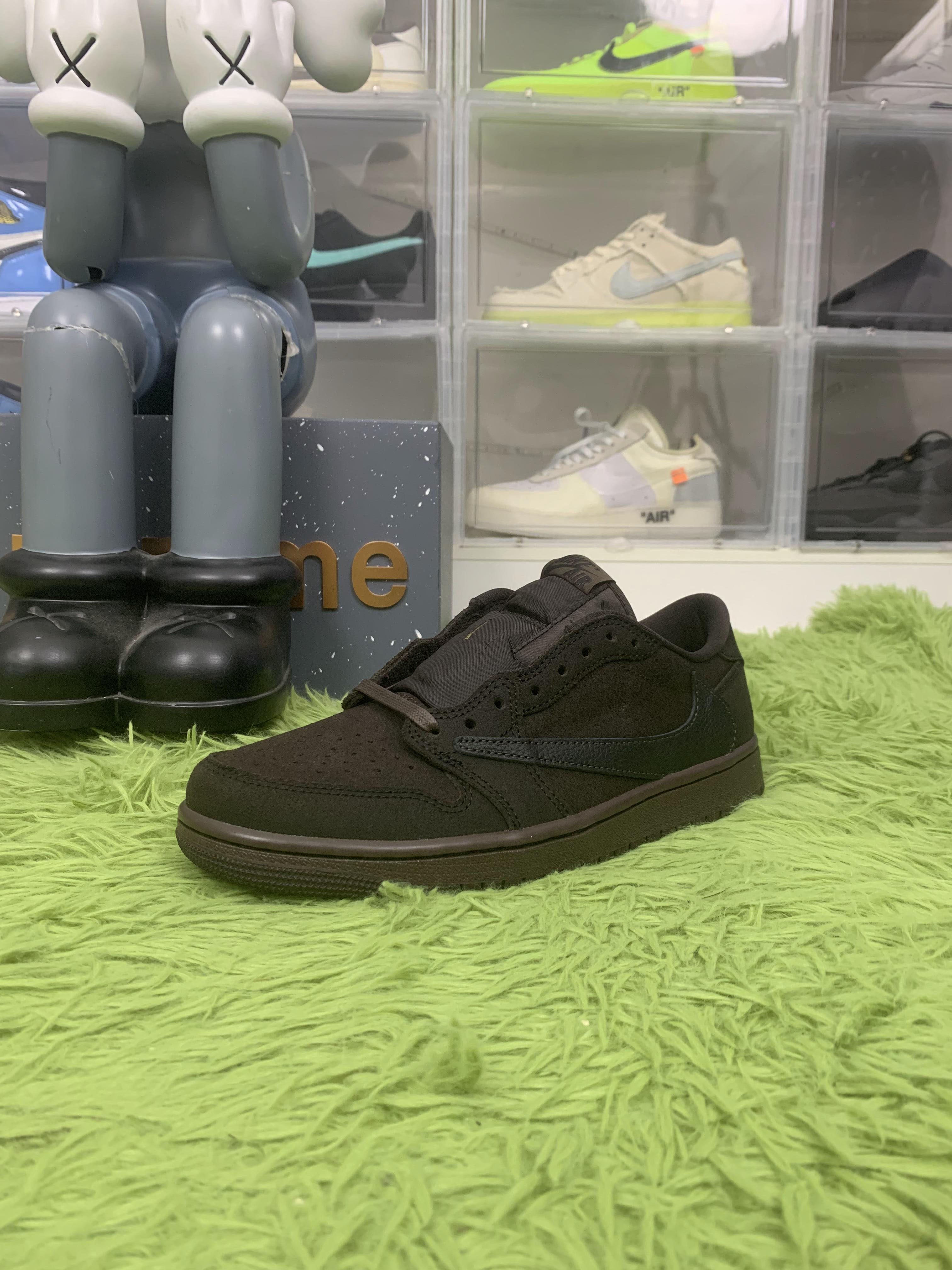 Travis Scott x Air Jordan 1 Low OG Black