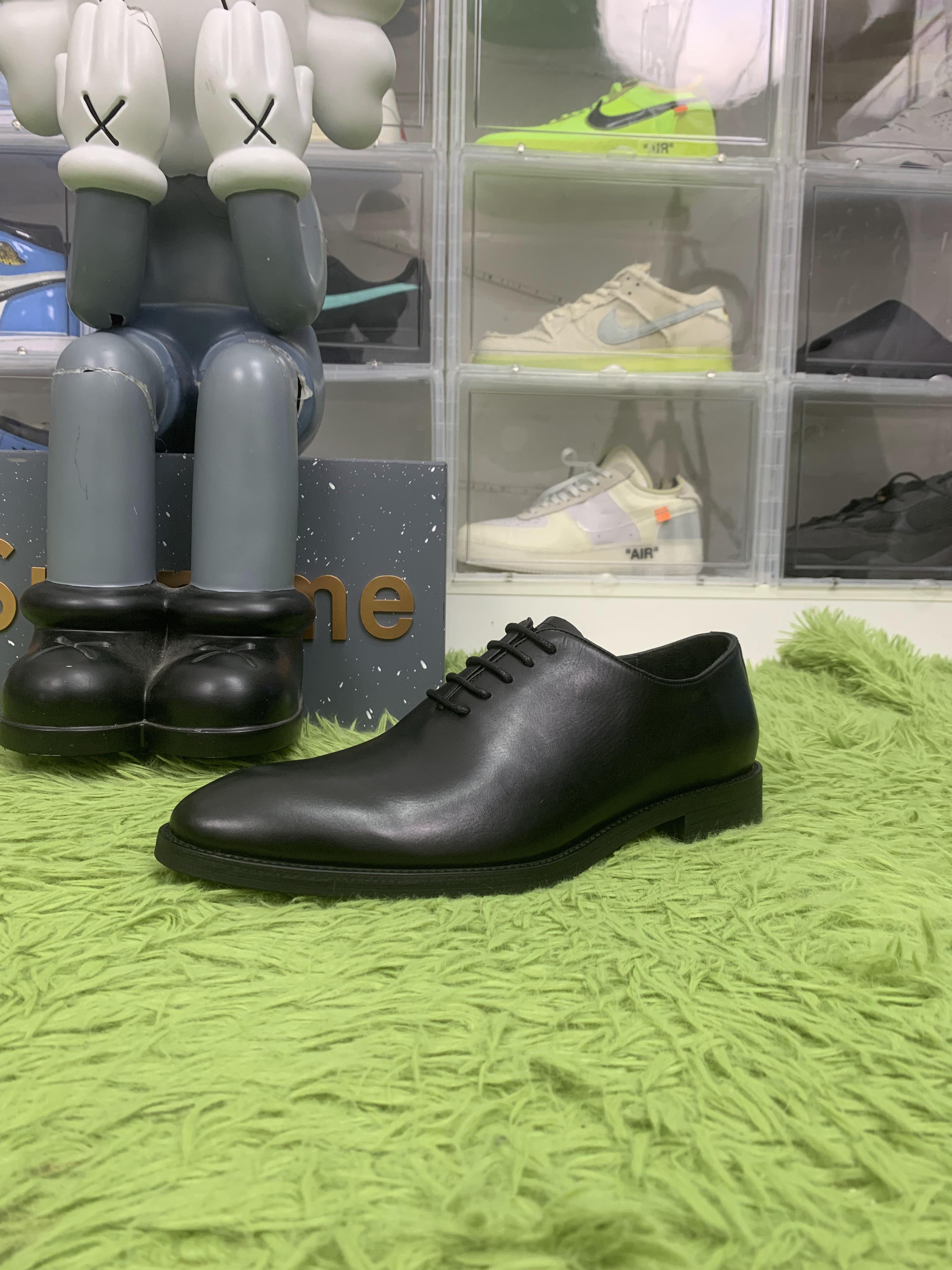 LV shoes Black