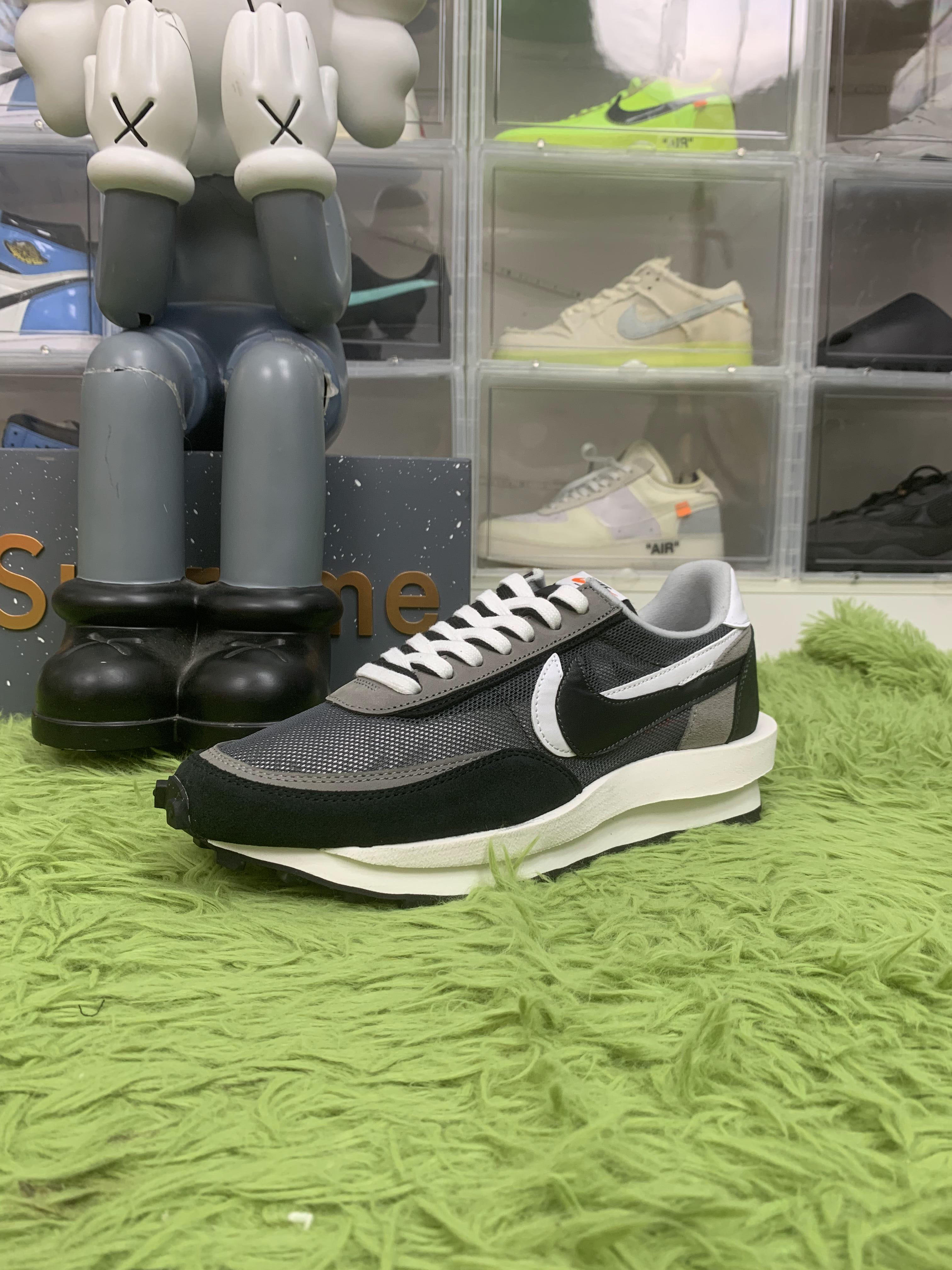 Nike LD Waffle x Sacai Black