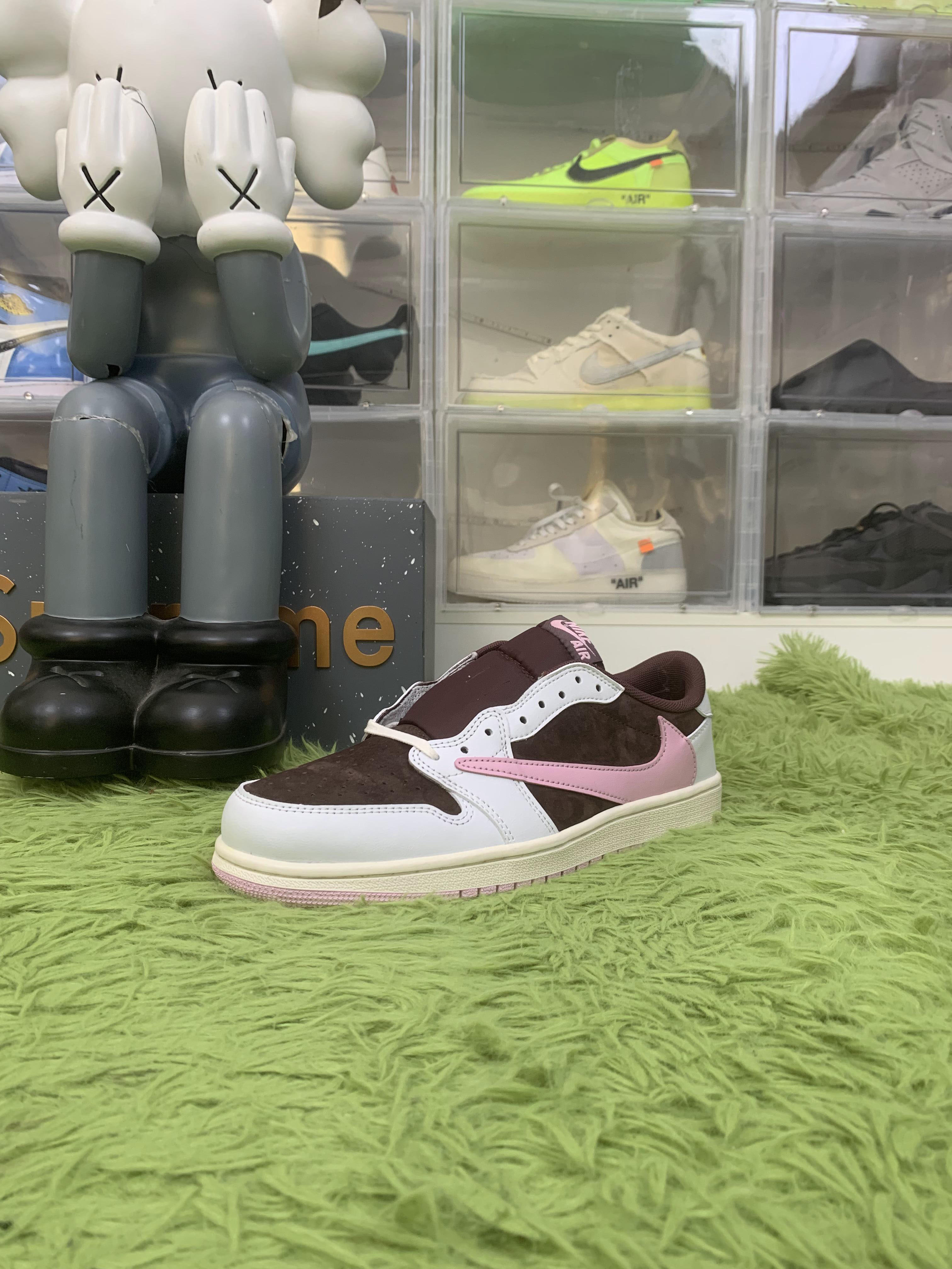 AJ 1 Low x Travis Scott 'Dark Pony'