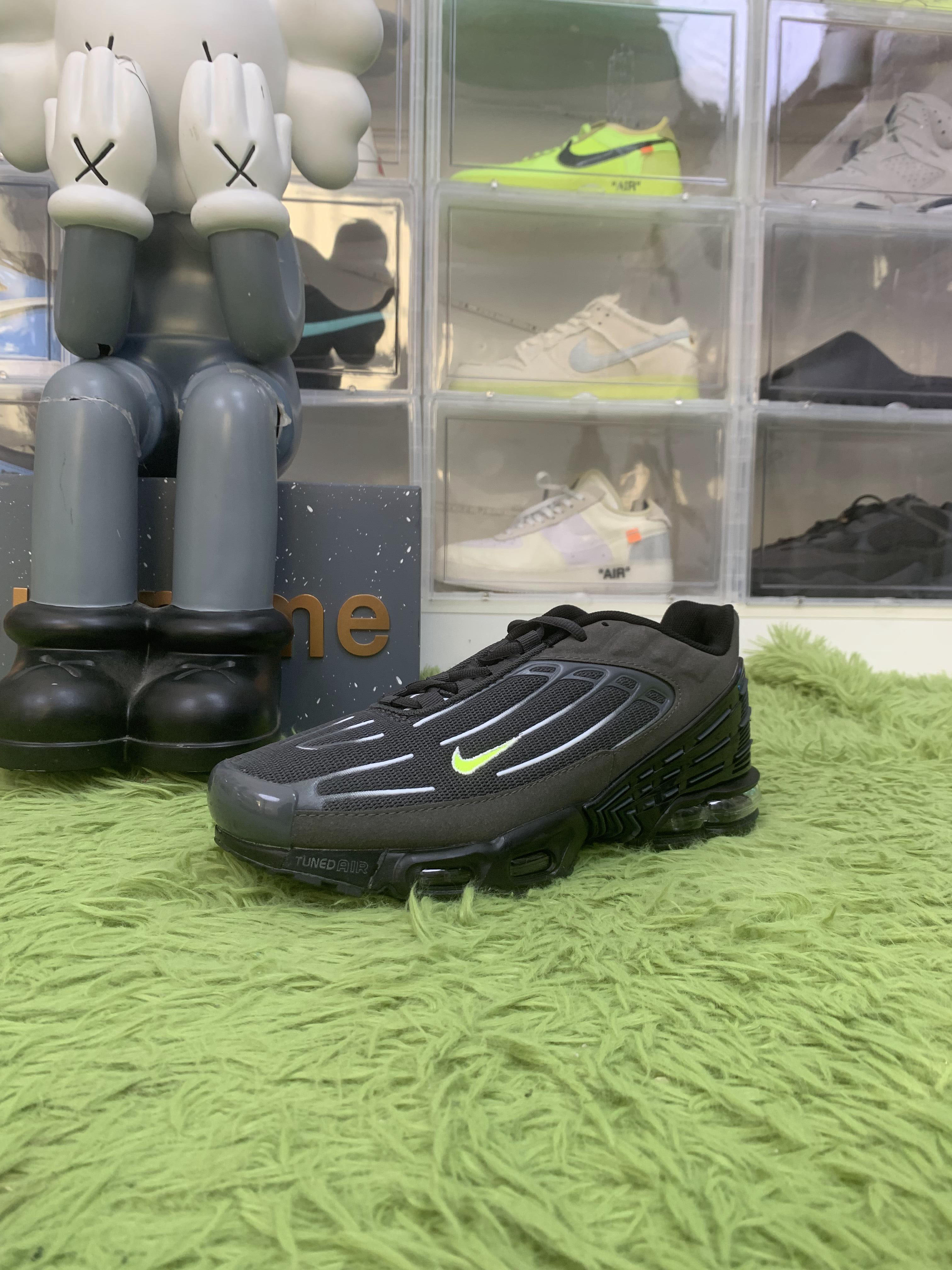 Nike Air Max Plus 3 'Anthracite Volt'