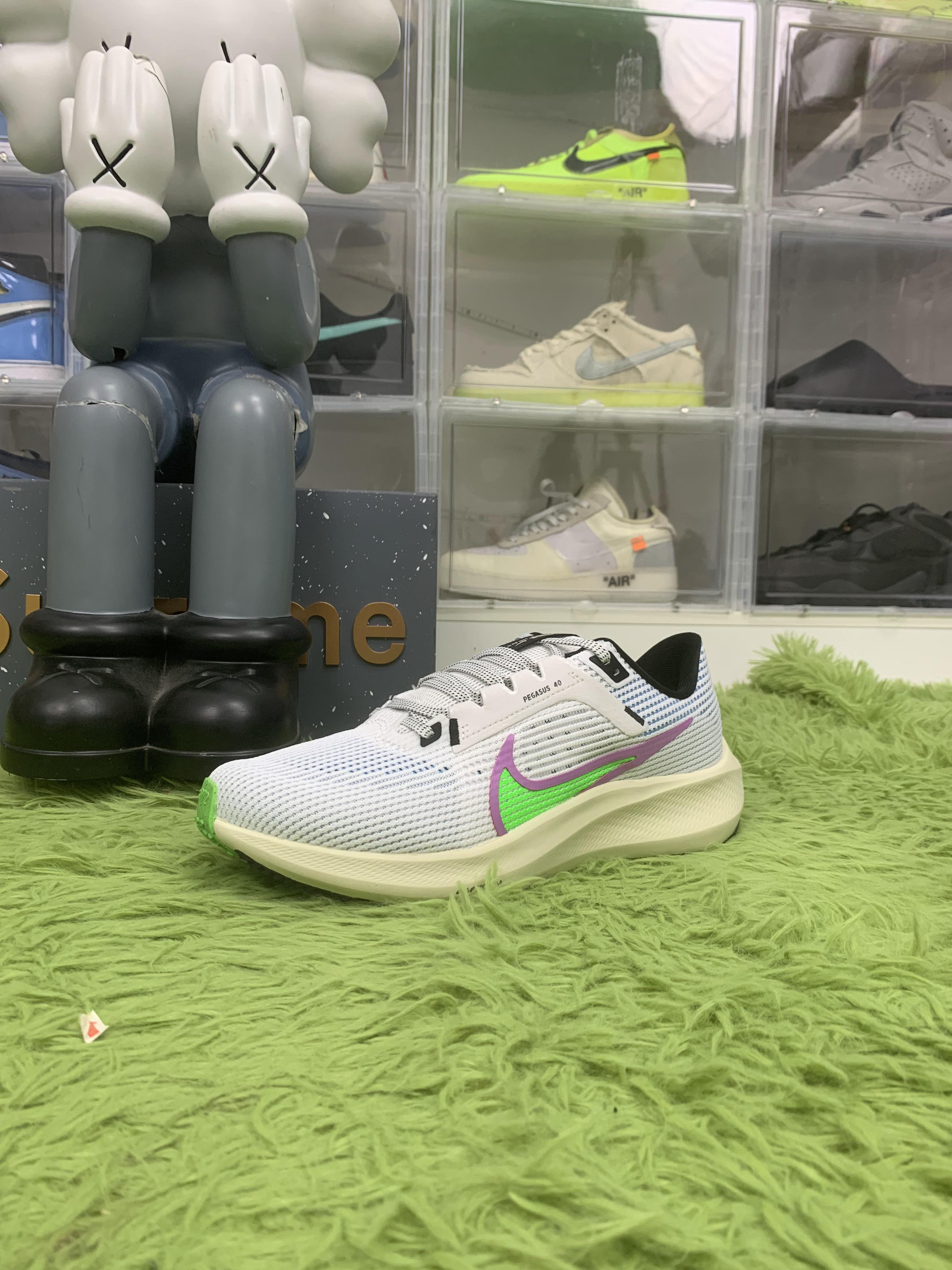 Nike Air Zoom Pegasus 40 SE 'White Multi-Color Mismatch'