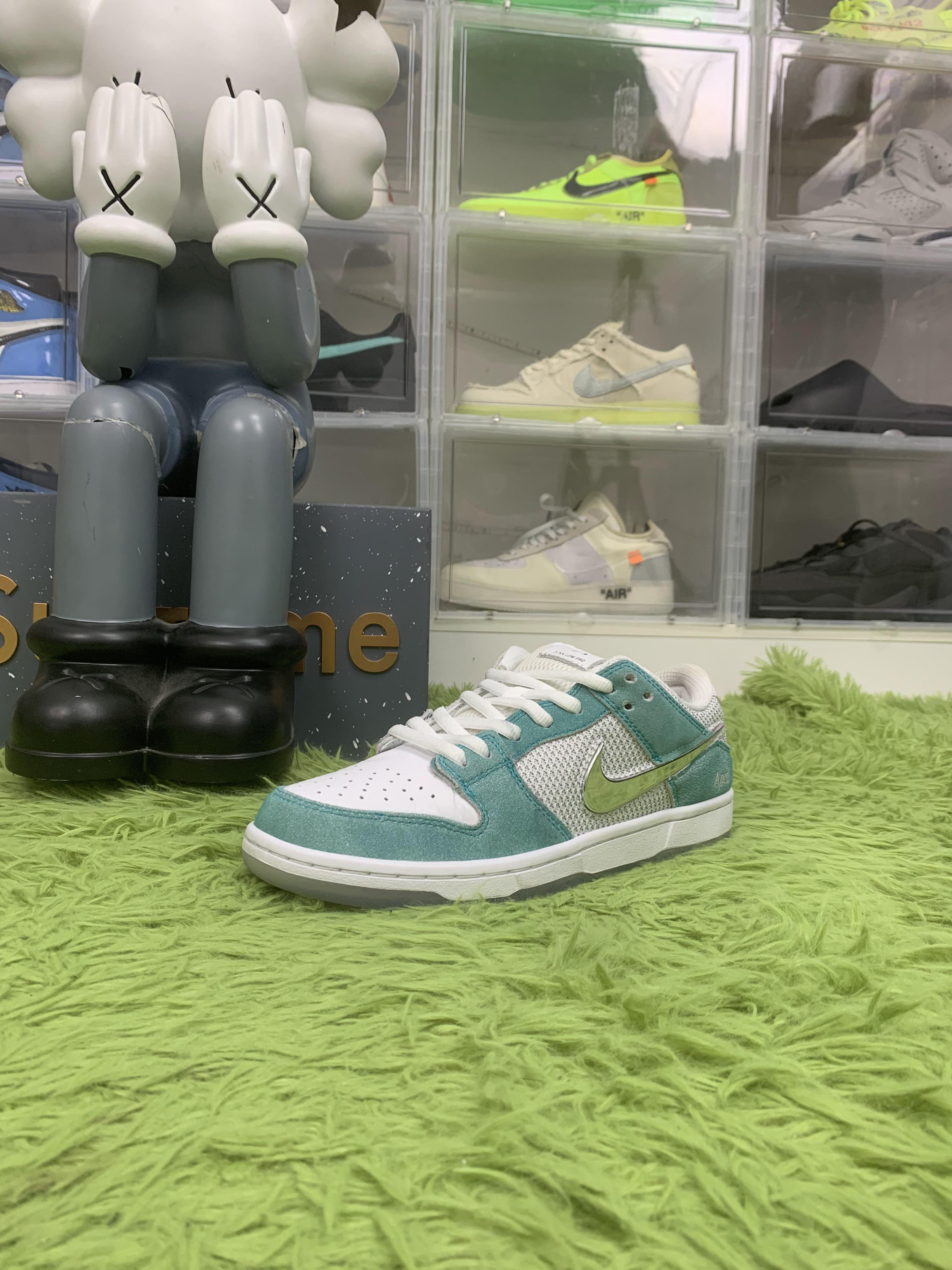 Nike SB Dunk Low April Skateboards