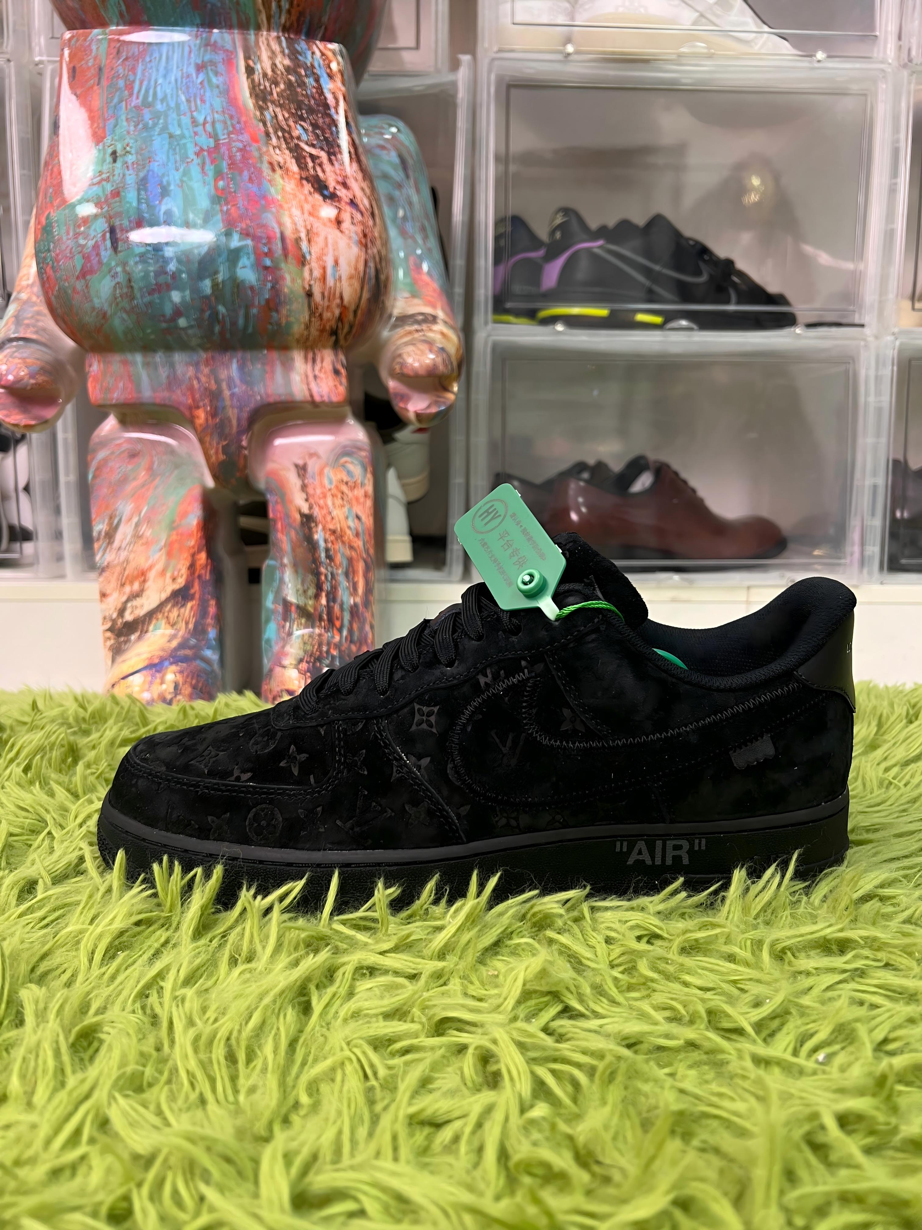 Louis Vuitton Nike Air Force 1