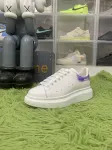 Alexander McQueen Oversized Iridescent White ——553680WHX929123